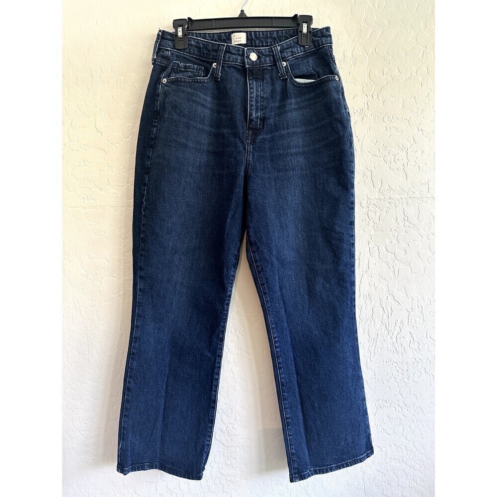 A New Day High Rise Straight Jeans Woman's Size 10/30‎